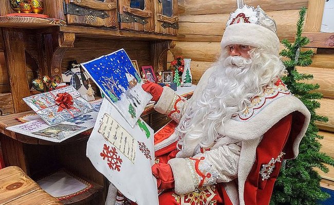 Беловежская пуща ищет Деда Мороза с высшим образованием