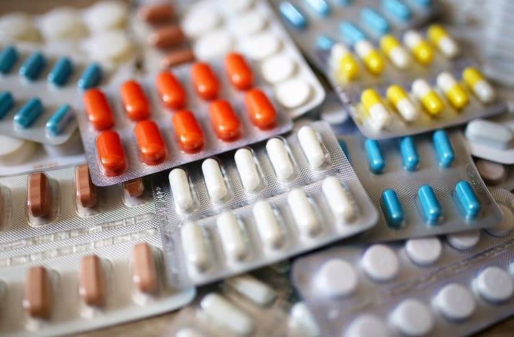Минздрав Беларуси обновил список лекарств, которые можно покупать без  рецепта » Политринг - Новости Беларуси