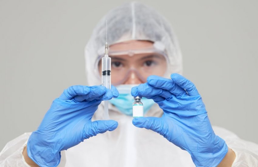 Беларусь подготовит для экспорта отечественную вакцину