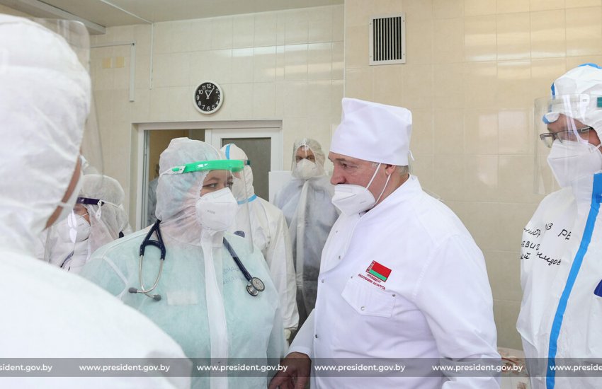 «Больница – не санаторий»: Лукашенко призвал к эффективному расходованию средств в работе медучреждений