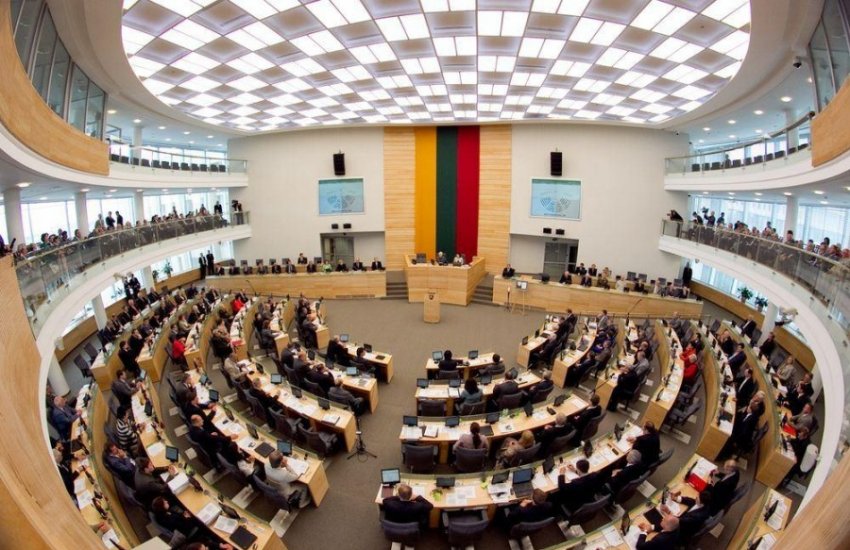 Сейм Литвы ужесточил условия деятельности для компаний, связанных с БелАЭС