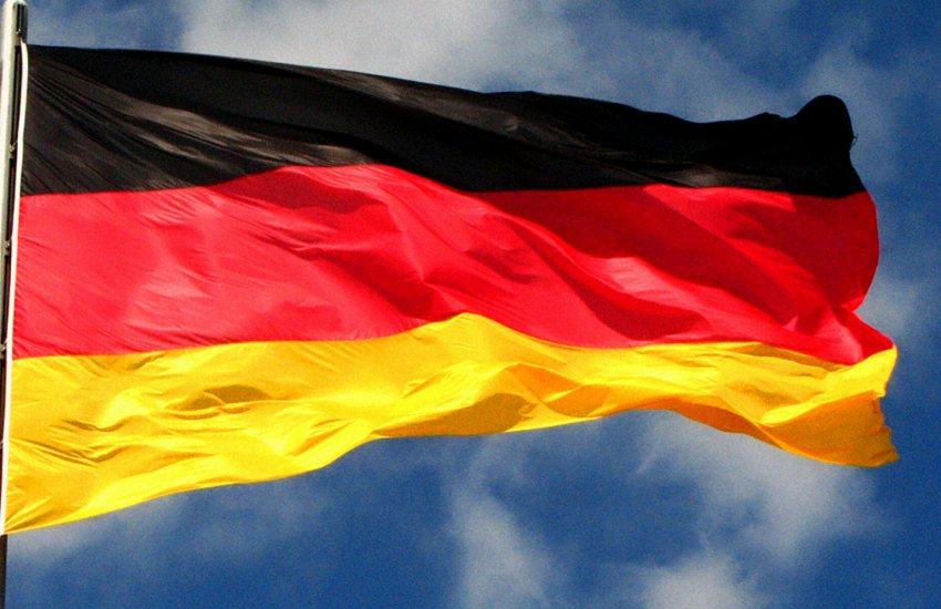Новое правительство Германии выступило за частичную отмену виз с Россией
