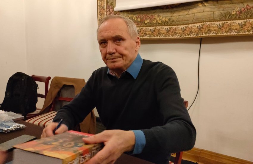Владимир Некляев презентовал полякам свой новый роман