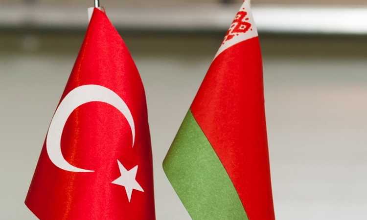Главы МИД Беларуси и Турции заявили о стремлении к развитию диалога между странами