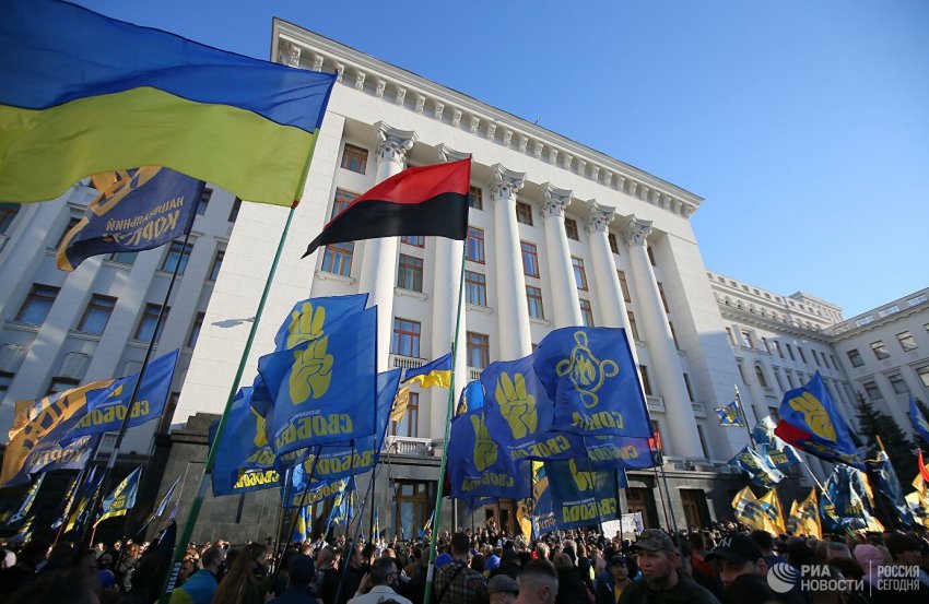 Власти Украины решили отметить 80-ю годовщину создания УПА