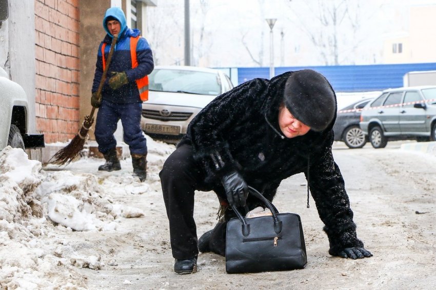 За сутки в Беларуси зарегистрировано 335 гололедных и холодовых травм