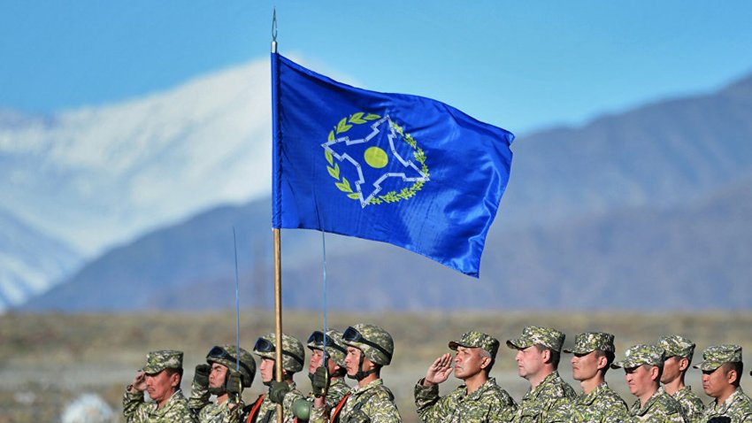 ОДКБ направит в Казахстан около 2,5 тысяч миротворцев - Зась