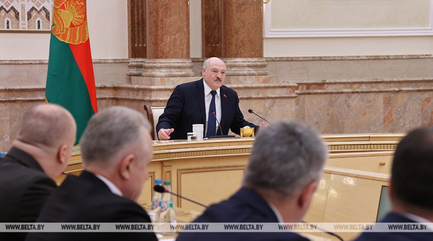 Поправки в Конституцию Беларуси вызвали живой интерес - Лукашенко