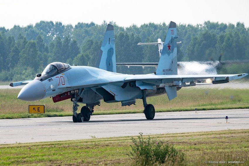Российские Су-35С отработают в Беларуси полеты на максимальную дальность