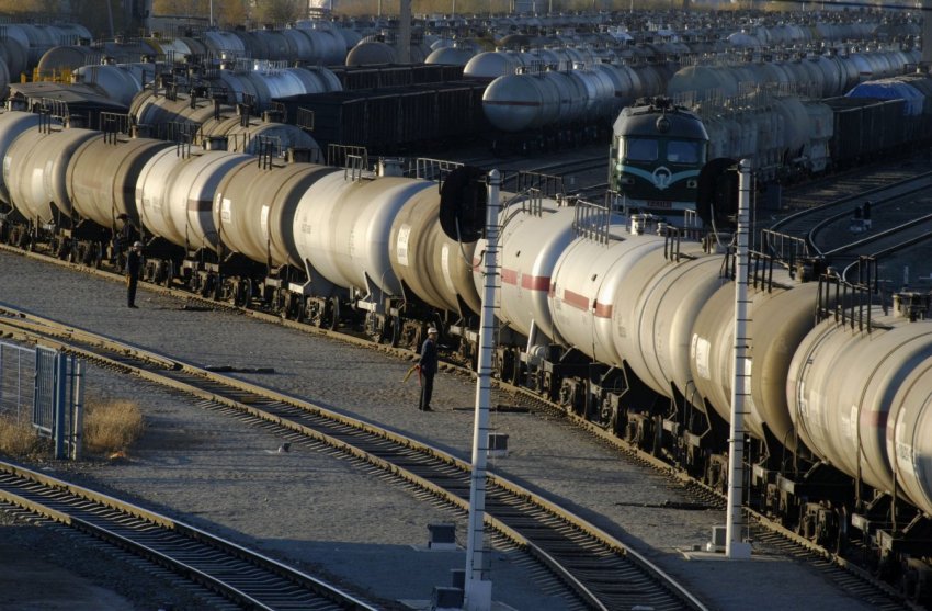 Беларусь рекордно нарастила экспорт нефтепродуктов через Эстонию - СМИ