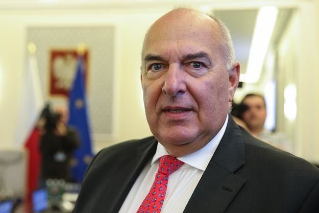 Министр финансов Польши подал прошение об отставке