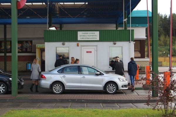 Гродненские таможенники пресекли незаконный ввоз в ЕАЭС крупной партии автозапчастей