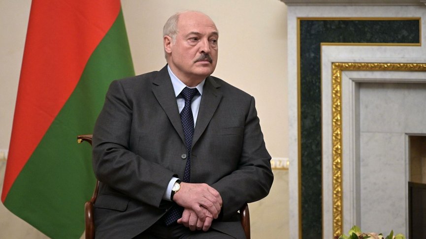 Лукашенко: Ситуация в мире в любой момент может перейти в горячую фазу