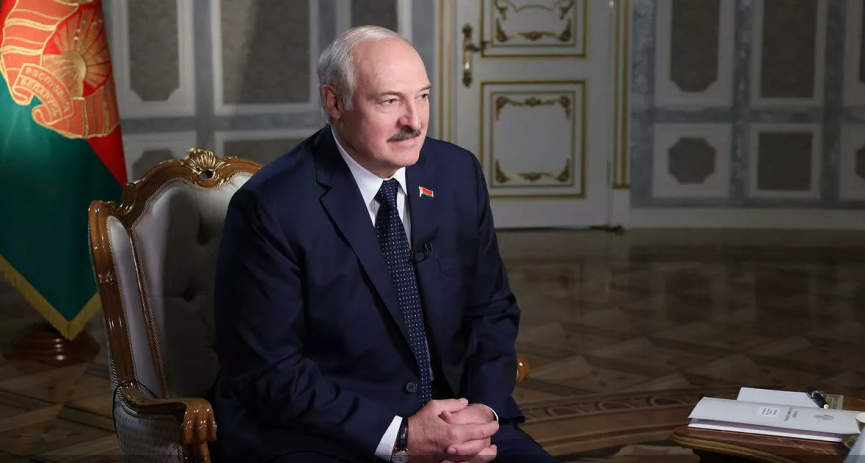 Лукашенко об извинениях экс-министра МВД Караева перед участниками протестов: Это не было согласовано