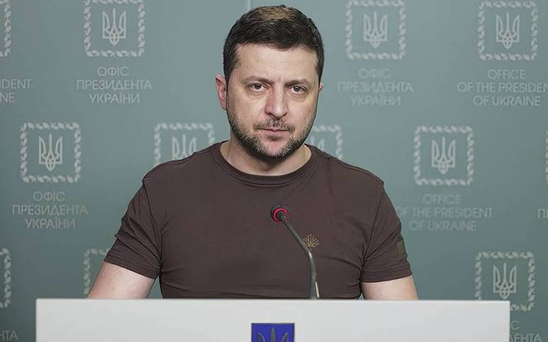 Зеленский заявил о продвижении диалога с Россией «шаг за шагом»