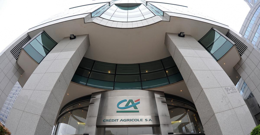 Банк Crédit Agricole прекращает работу в России