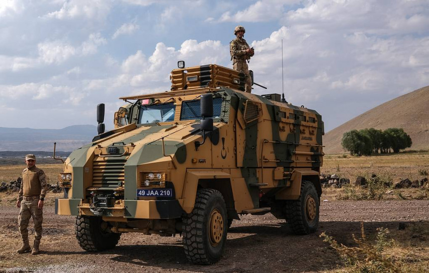 Турция начала военную операцию против курдов в Ираке