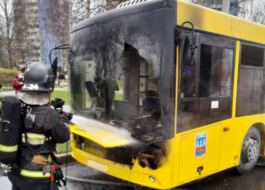 В Минске сгорел городской автобус