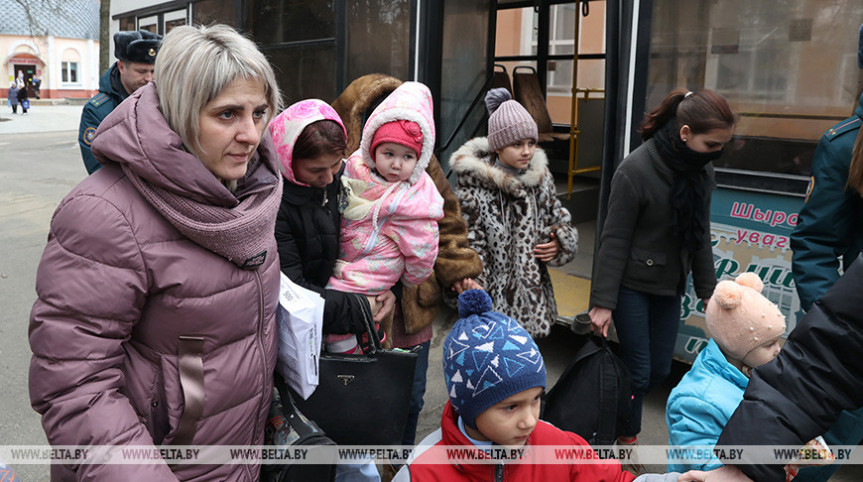 Беженцам из Украины, прибывшим в Беларусь, оказали помощь на сумму 800 тысяч рублей