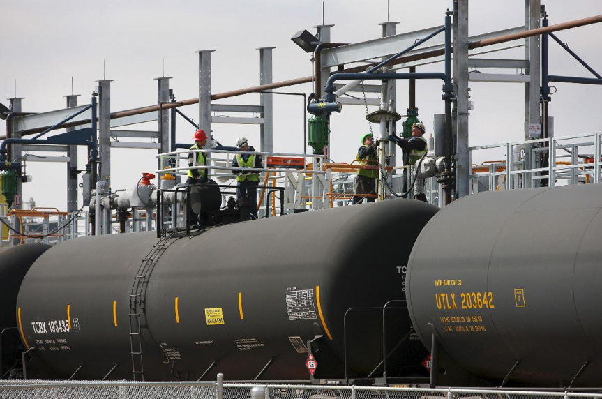 Венгрия не намерена поддерживать эмбарго Евросоюза на импорт нефти из РФ