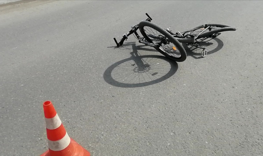 В Минске велосипедист попал под колеса автомобиля