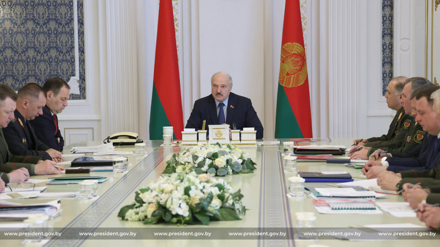 Президент скорректировал подходы к формированию оборонного заказа Беларуси