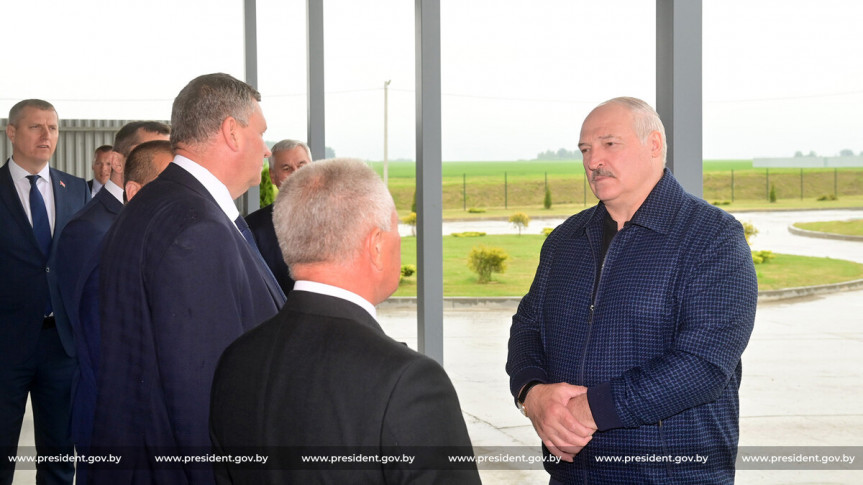 «Кто в тюрьму, кто куда»: Лукашенко рассказал, на каких условиях может вернуться беглая оппозиция