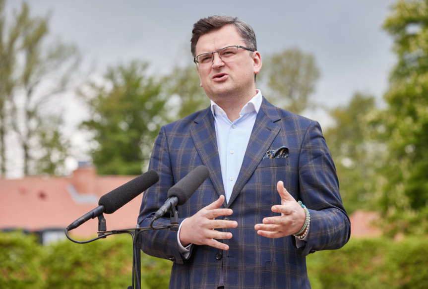 Киев разорвет дипотношения с Минском, если армия Беларуси пересечет границу - Кулеба