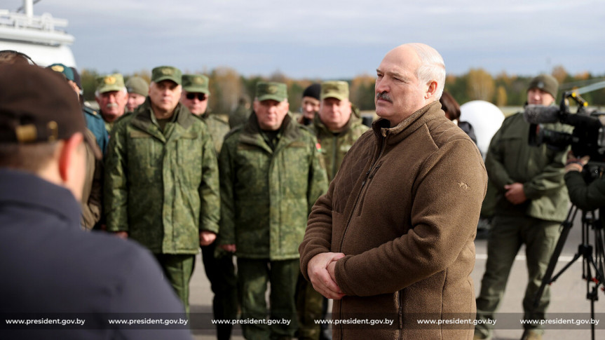 Лукашенко сообщил о просьбе СБУ провести встречу с белорусскими спецслужбами