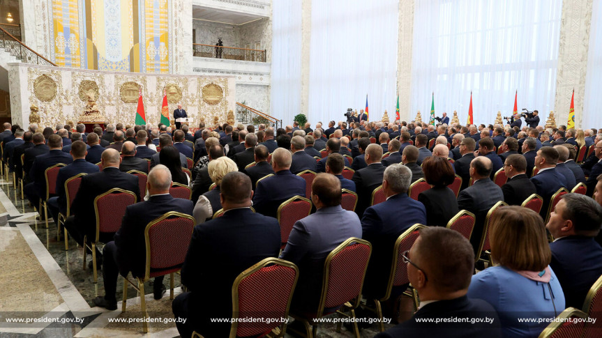 Лукашенко назвал эпоху санкций временем колоссальных возможностей