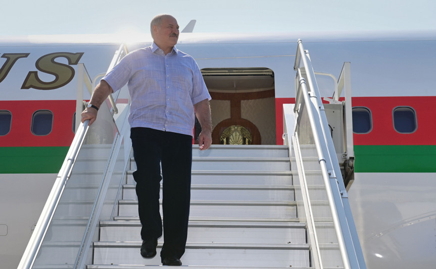Лукашенко отправится на саммит ОДКБ в Армению